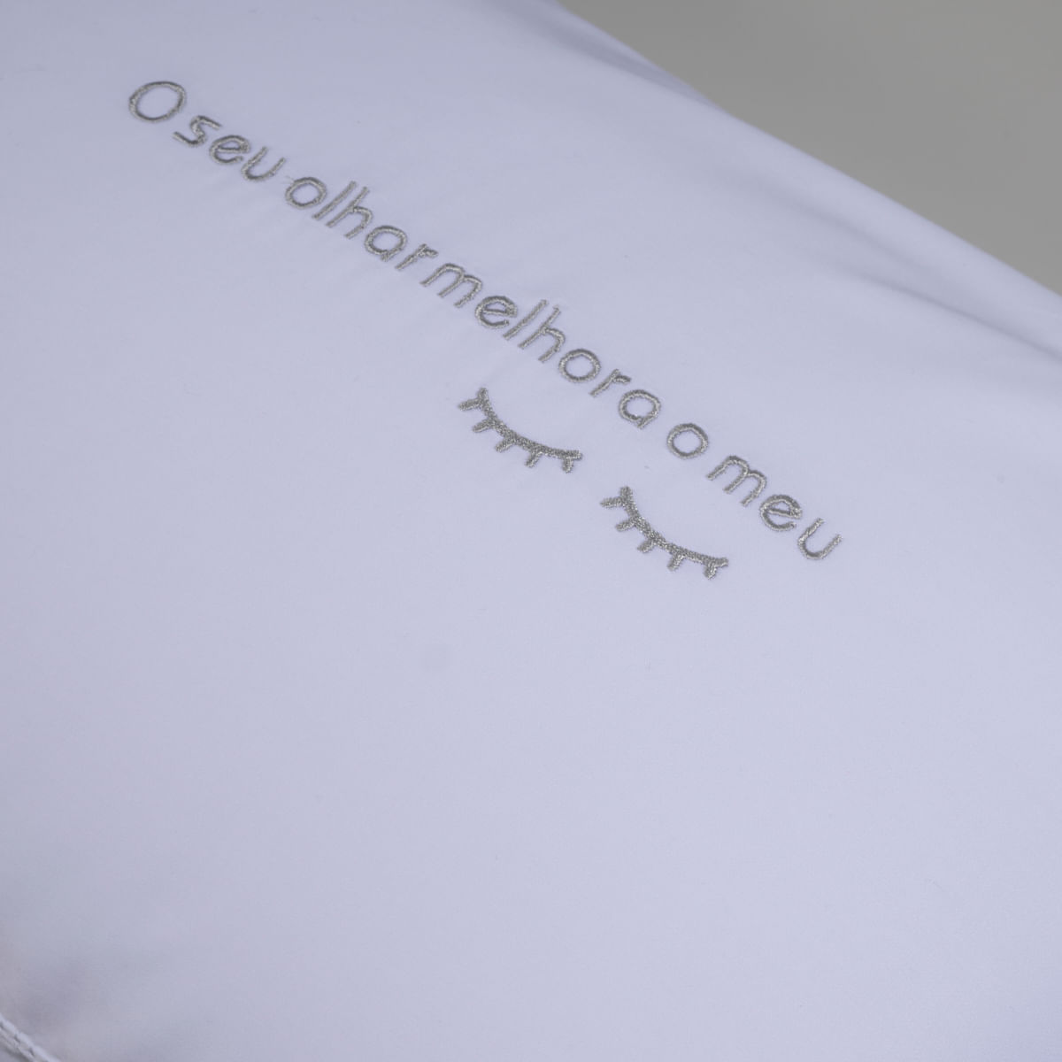 01 01 0543 Capa de Almofada Afeto Branco Prata 003.jpg